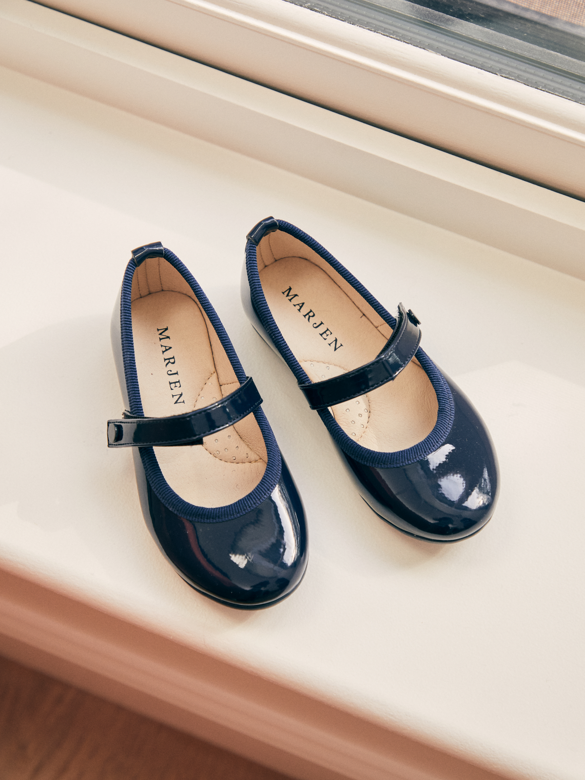 Caroline Navy