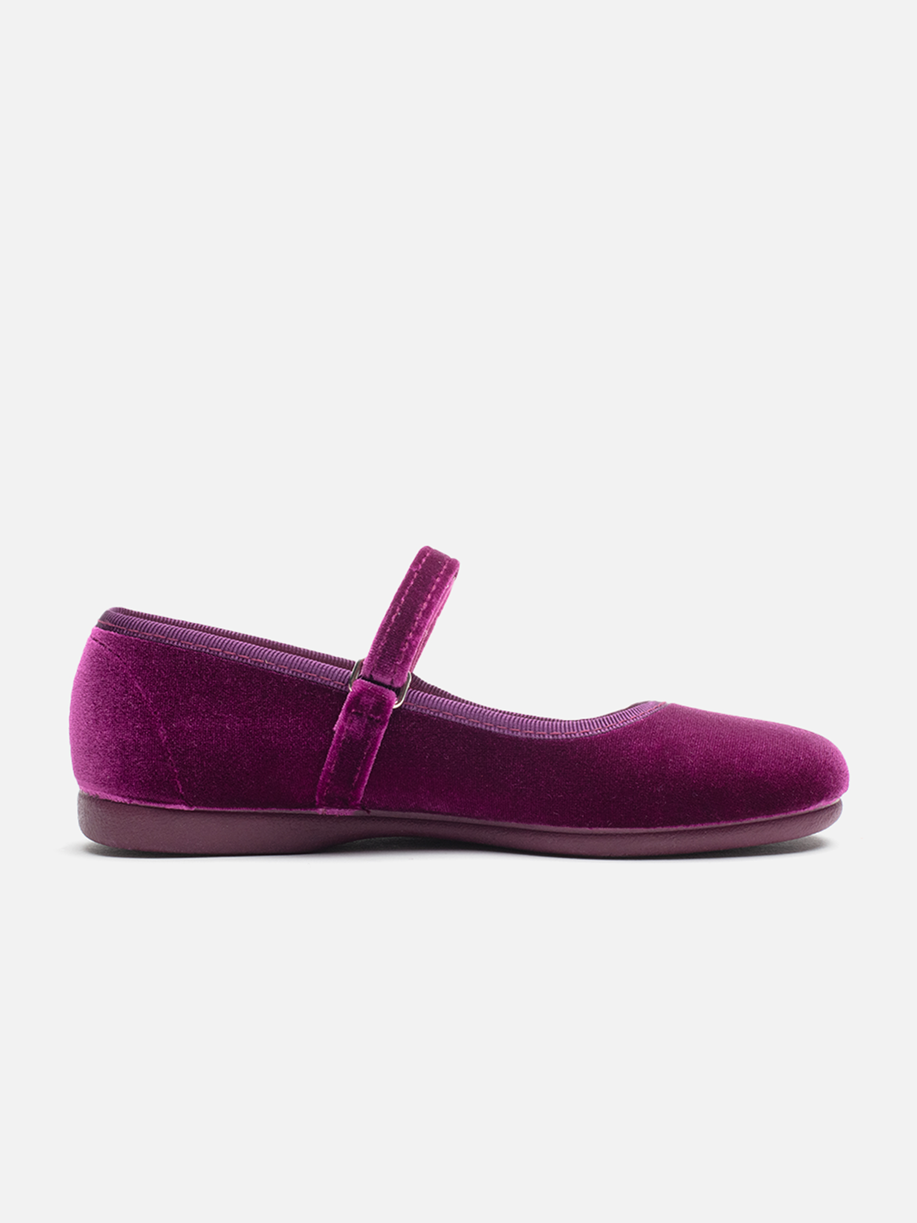 Cassie Plum