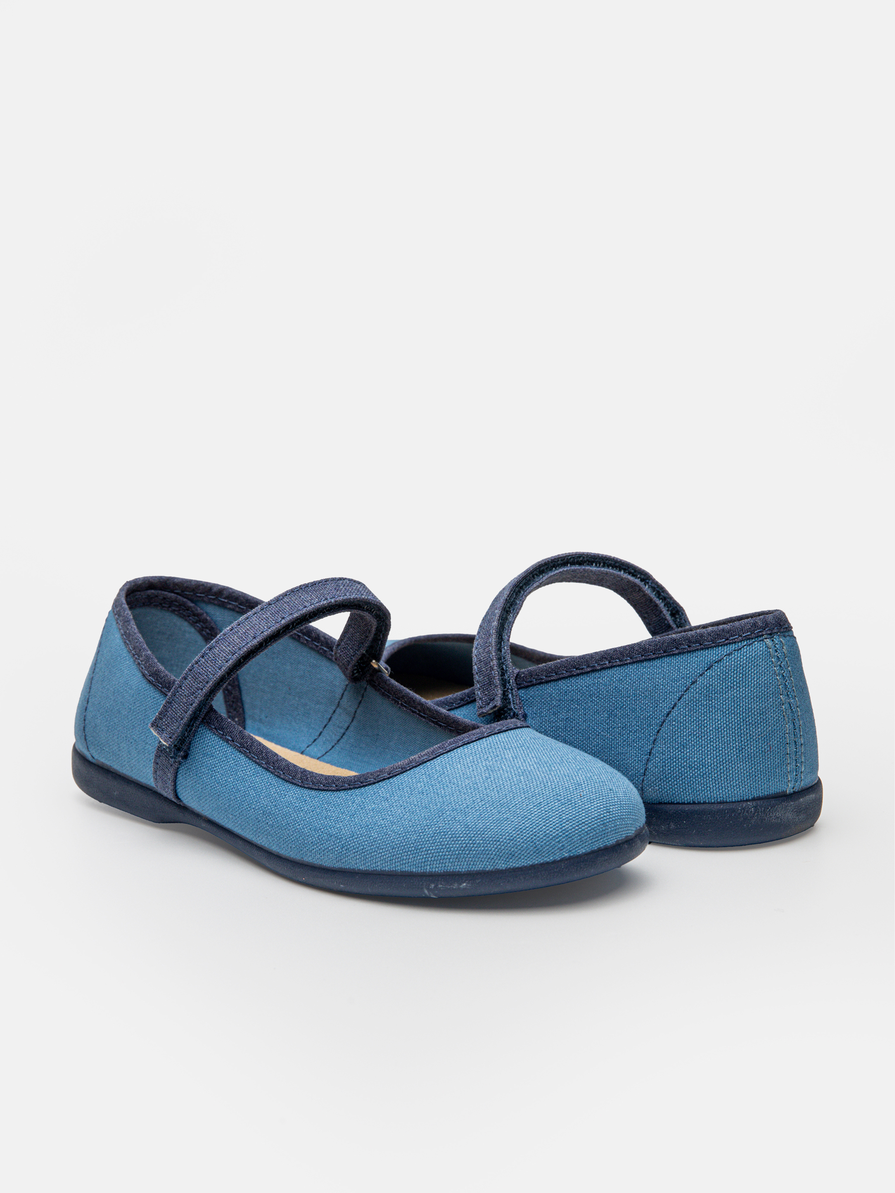 Evelyn Blue