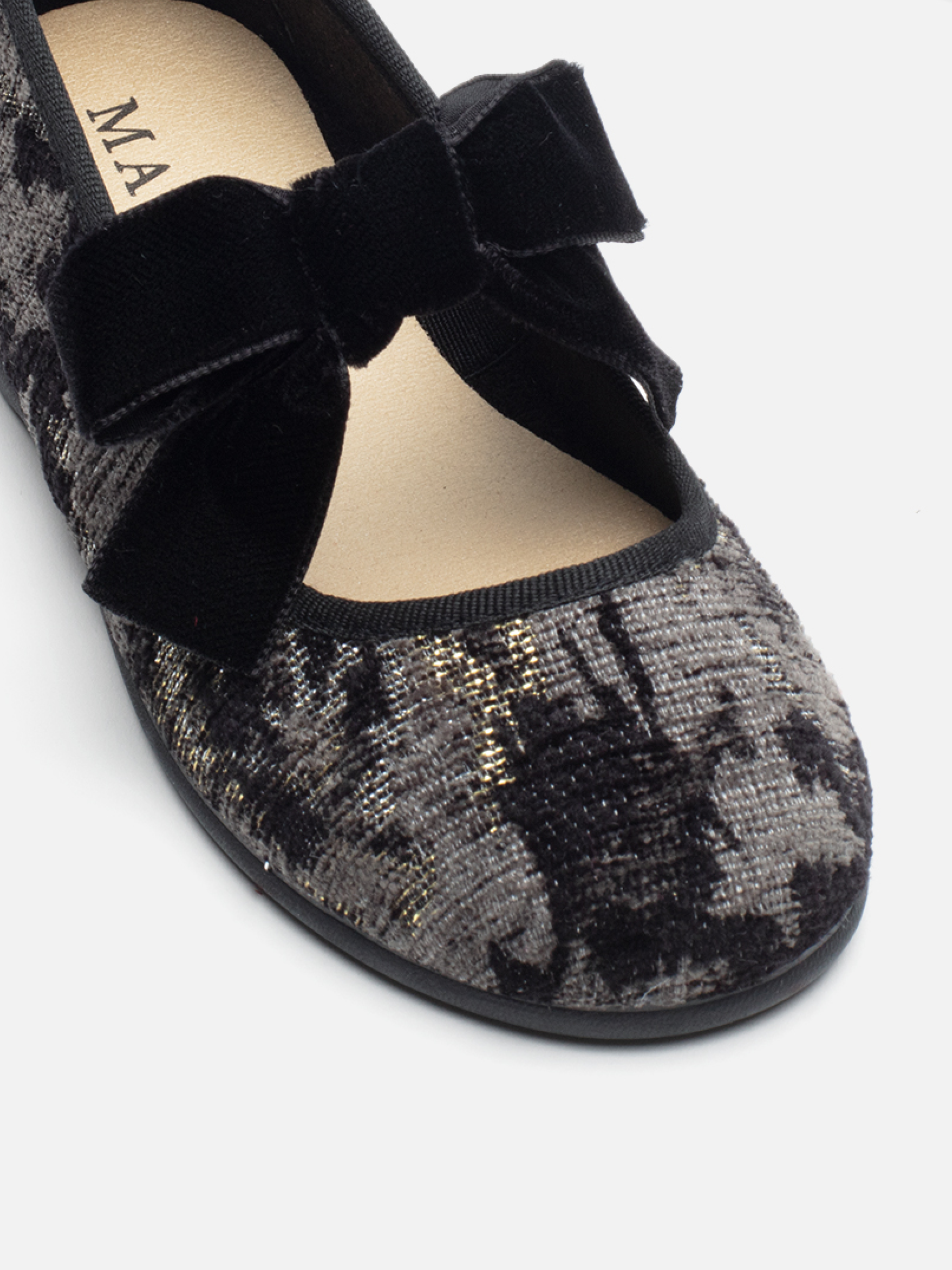 Andie Black Print